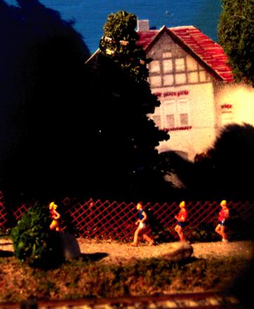 GRS - Läufergruppe vor dem Haus Am Hugoschacht 1