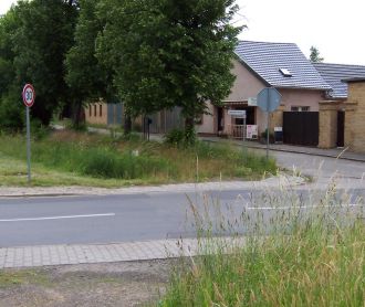 ehem. Straßenkreuzung des Anschlussgleises zur Hauptwerkstatt Tgb. Klettwitz in Schipkau